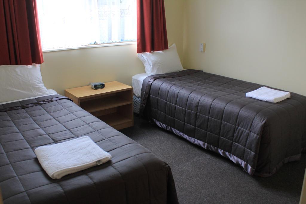 Coronation Court Motel New Plymouth Extérieur photo