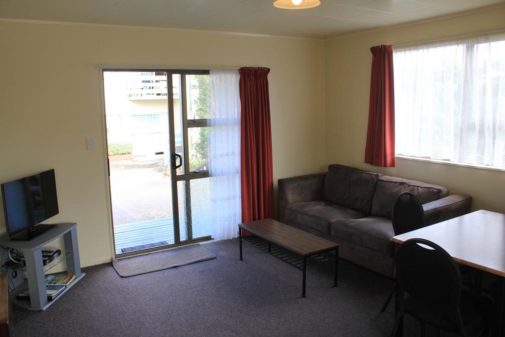 Coronation Court Motel New Plymouth Extérieur photo
