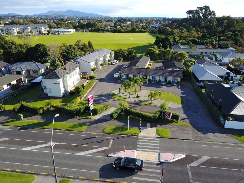 Coronation Court Motel New Plymouth Extérieur photo