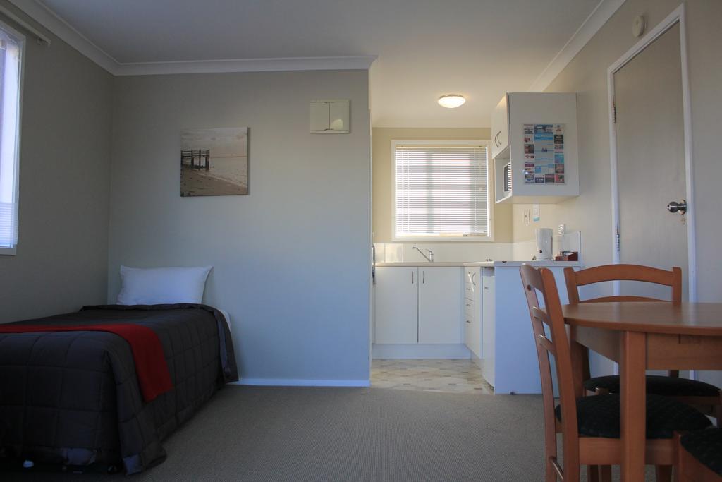 Coronation Court Motel New Plymouth Extérieur photo