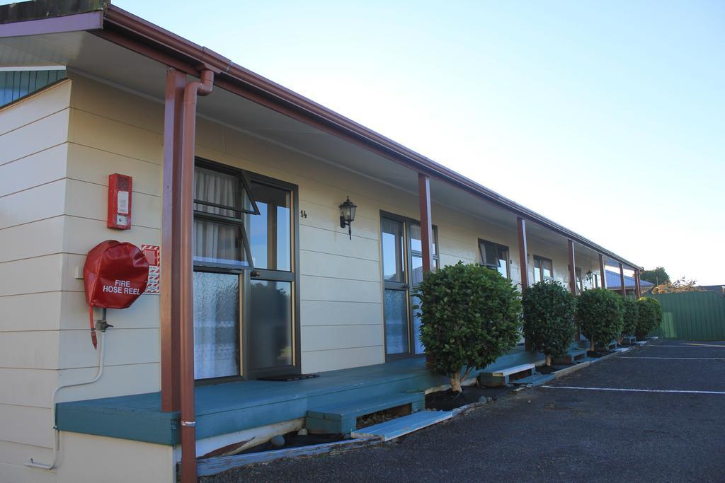 Coronation Court Motel New Plymouth Extérieur photo